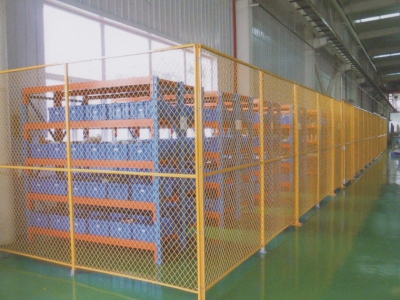 鐵絲網(wǎng)護欄